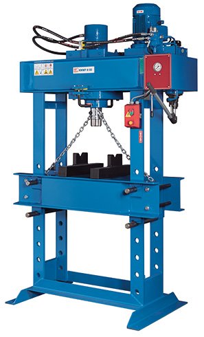 Järeä motorisoitu KNUTH KNWP H 200 -hydraulipuristin teollisuuskäyttöön.